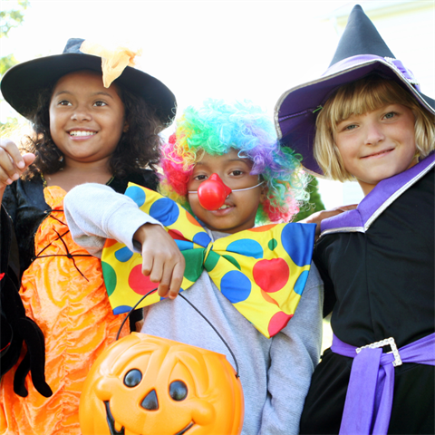 Halloween Happenings  Trick Treating Downtown - web 900x900 (1).png